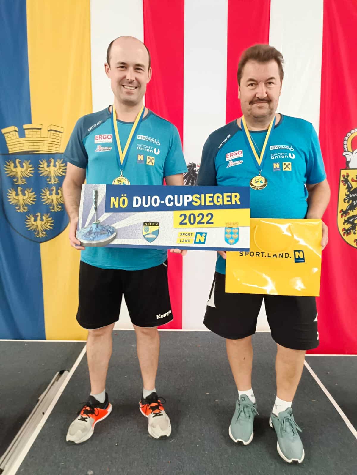 ESV Union Ladler Wang feiert Doppelsieg beim Duo Cup Landesfinale